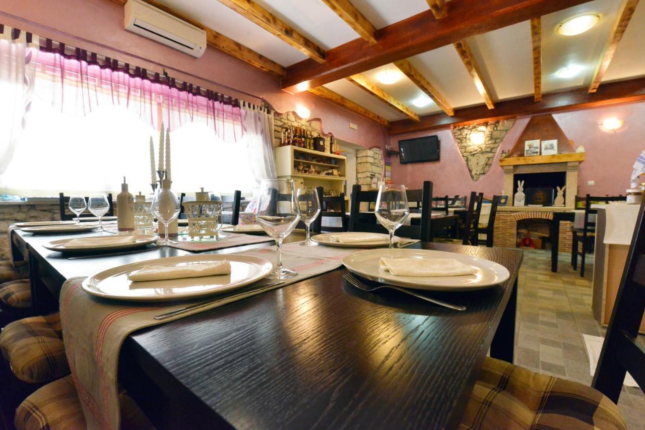 Bed And Breakfast Casa Rustica Vodnjan Luaran gambar